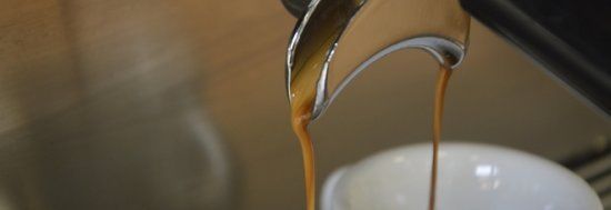 550x189x2544629_1214_caffe_espresso_normale_erogazione-jpg-pagespeed-ic-3exhiuagqe