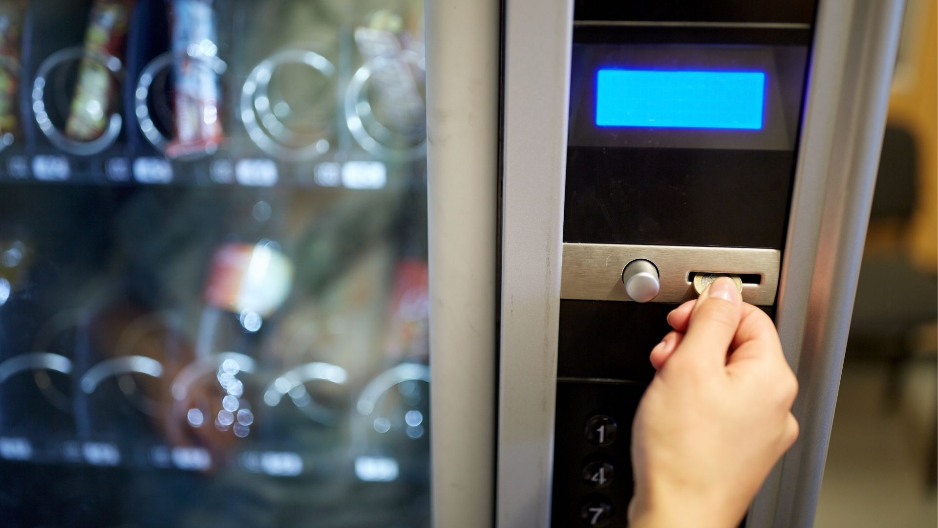 Distributori automatici caffè in comodato d’uso conviene veramente? tutti i pro e i contro